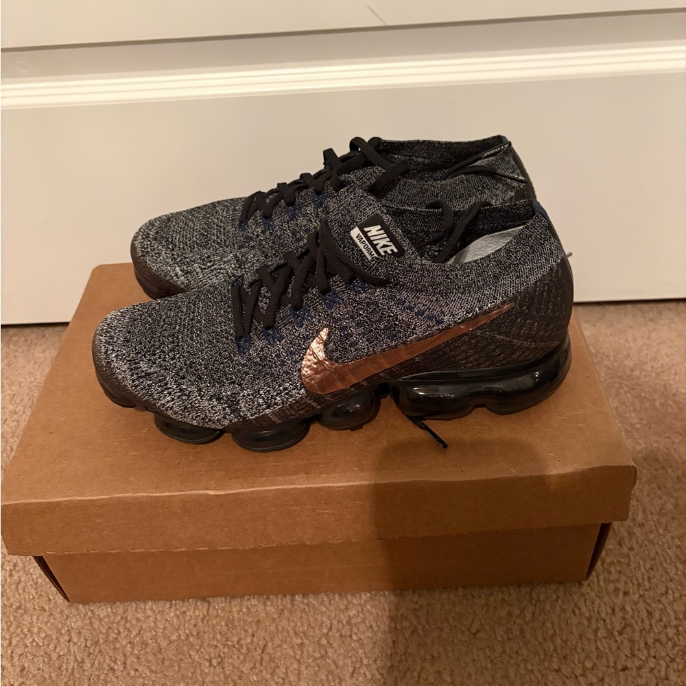 Nike Flyknit VaporMax Sneakers - Black & Metallic Copper